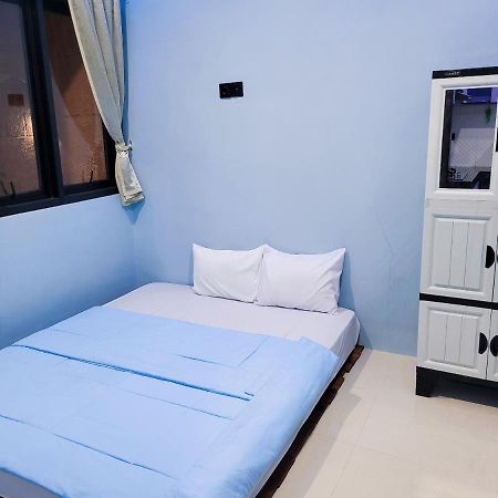 Good Feeling Ketapang Harbour Albergue Exterior foto